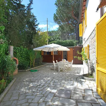 Vila La Pergola *